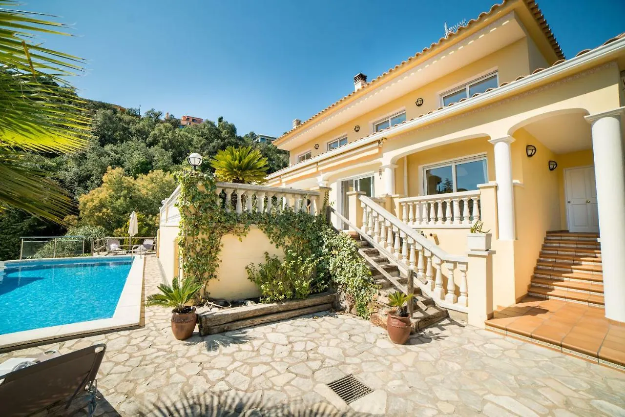 Villa Verona Costa Bravaトッサ・デ・マール スペイン